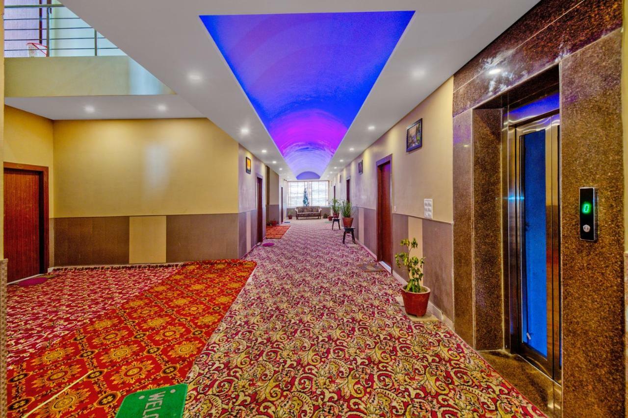 Capital O 40833 Maharaja Hotel & Restaurant Kashipur Exterior photo