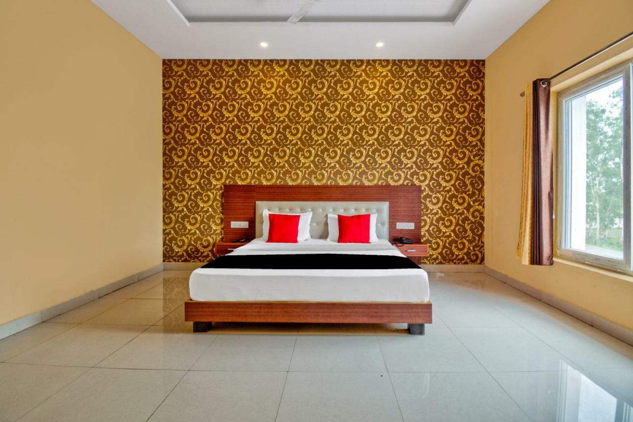 Capital O 40833 Maharaja Hotel & Restaurant Kashipur Exterior photo