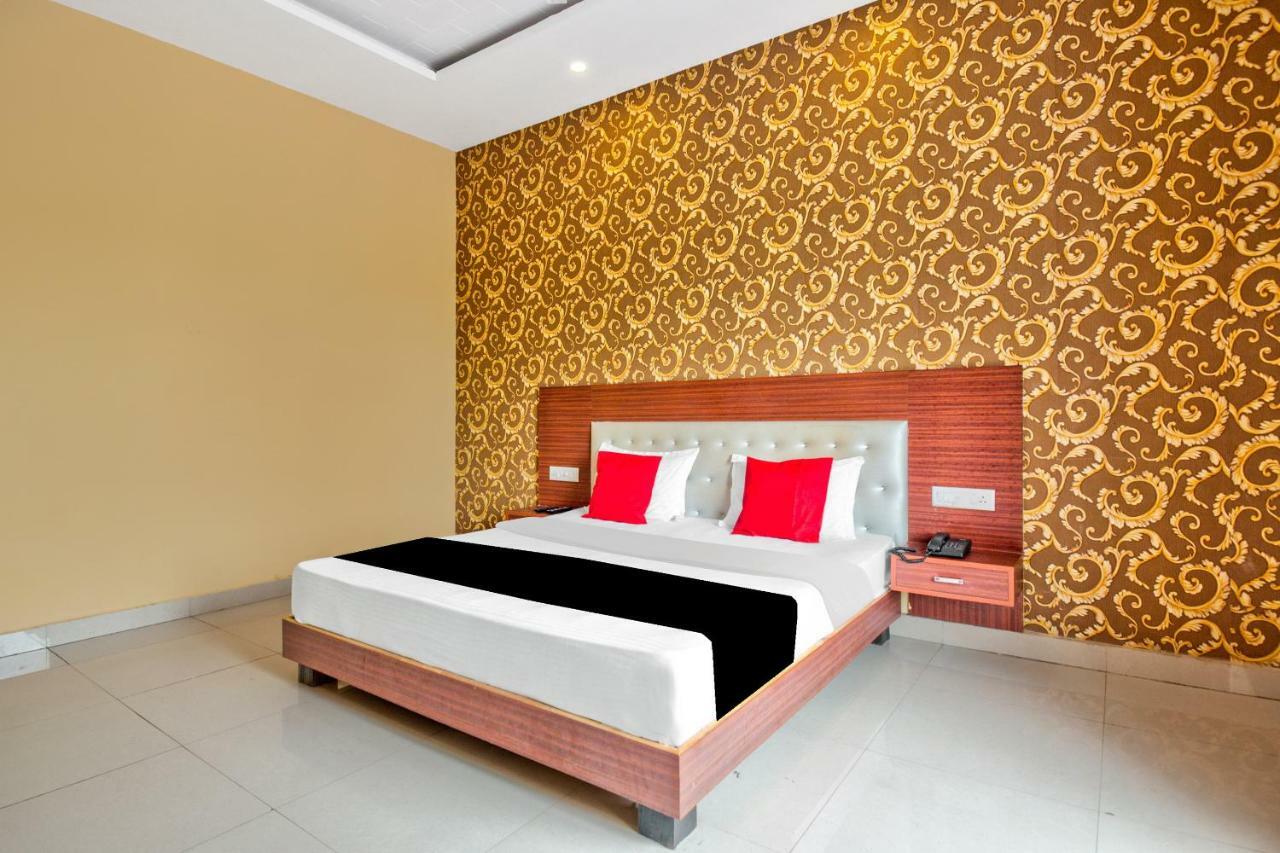 Capital O 40833 Maharaja Hotel & Restaurant Kashipur Exterior photo